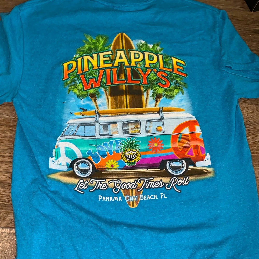 Pineapple Willy’s Short Sleeve Tee